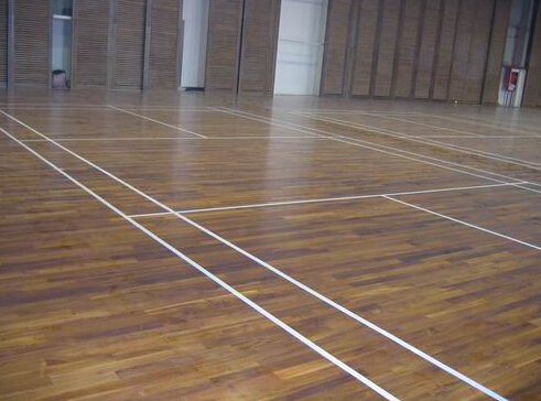 實木運動地板廠家制造專業(yè)運動地板