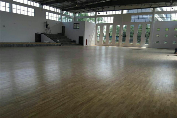 運(yùn)動(dòng)木地板 運(yùn)動(dòng)木地板