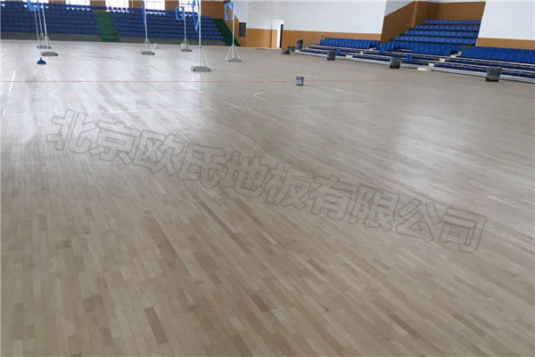 運(yùn)動木地板,實(shí)木運(yùn)動地板 運(yùn)動木地板,實(shí)木運(yùn)動地板