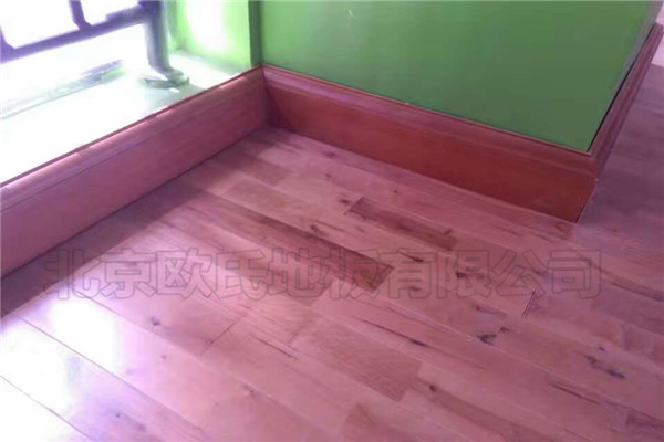 運(yùn)動木地板,實(shí)木運(yùn)動地板 運(yùn)動木地板,實(shí)木運(yùn)動地板