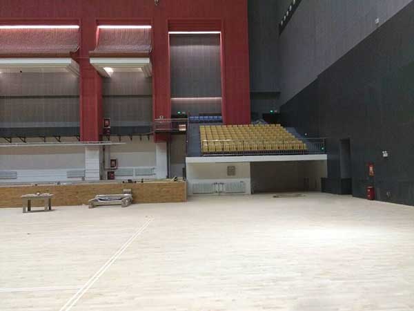 運(yùn)動木地板,實(shí)木運(yùn)動地板 運(yùn)動木地板,實(shí)木運(yùn)動地板