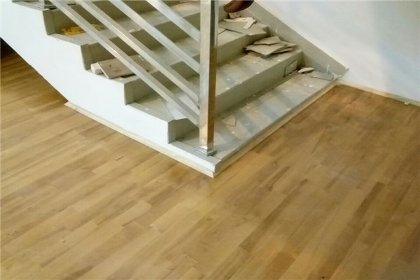 運(yùn)動(dòng)木地板 運(yùn)動(dòng)木地板