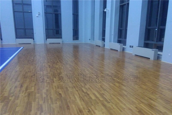 運(yùn)動木地板