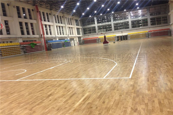 運(yùn)動木地板 運(yùn)動木地板